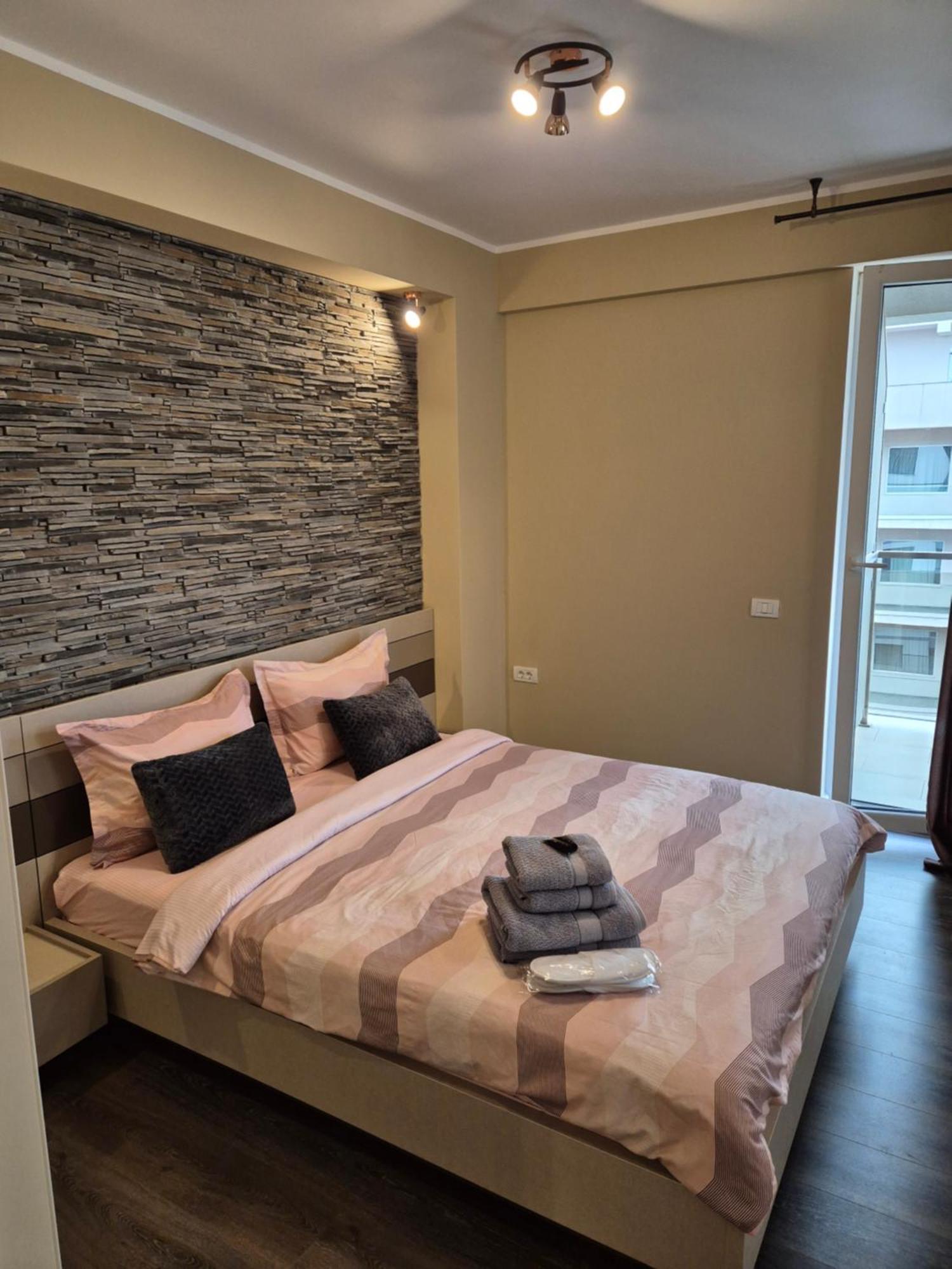 Apartament 602 Str Hotel Opera Мамая Екстериор снимка